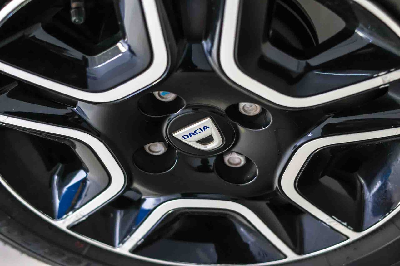 Dacia Spring Essential Electric 33kW (45CV) - Foto 19