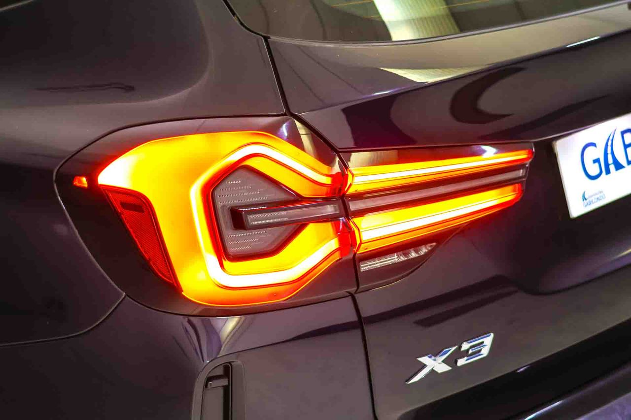 BMW X3 xDrive30e xLine **M Sport** - Foto 18