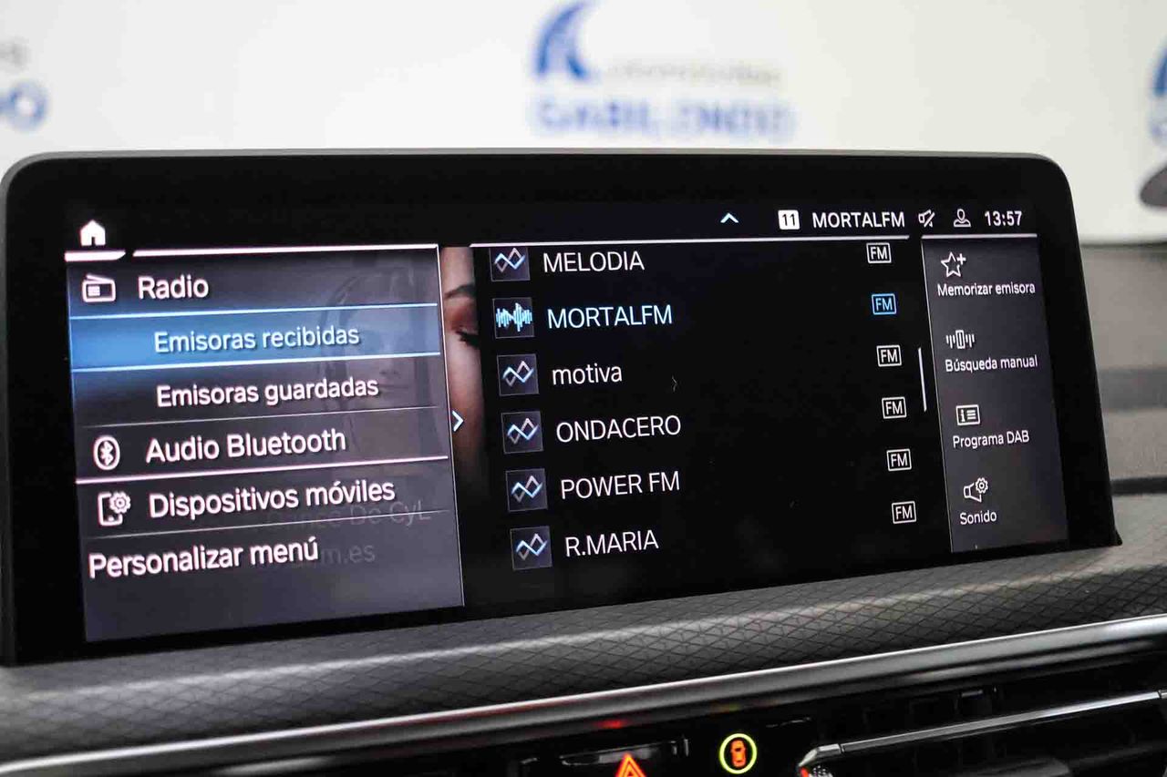 BMW X3 xDrive30e xLine **M Sport** - Foto 61