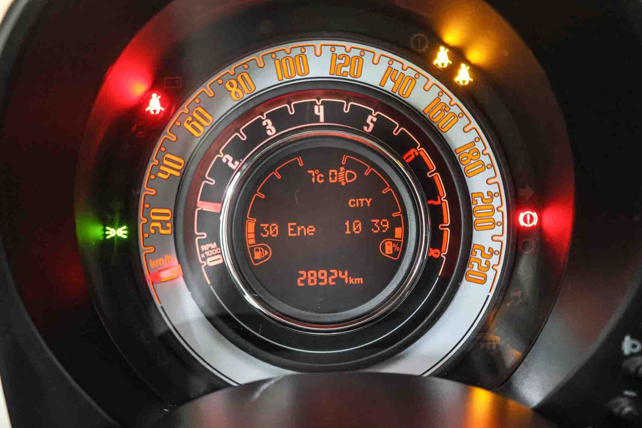 Fiat 500 Cult 1.0 Hybrid 51KW (70 CV) - Foto 37