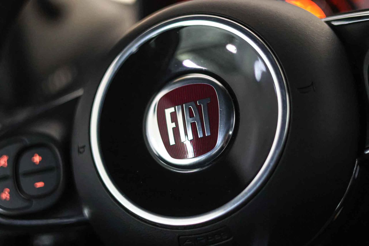 Fiat 500 Cult 1.0 Hybrid 51KW (70 CV) - Foto 32