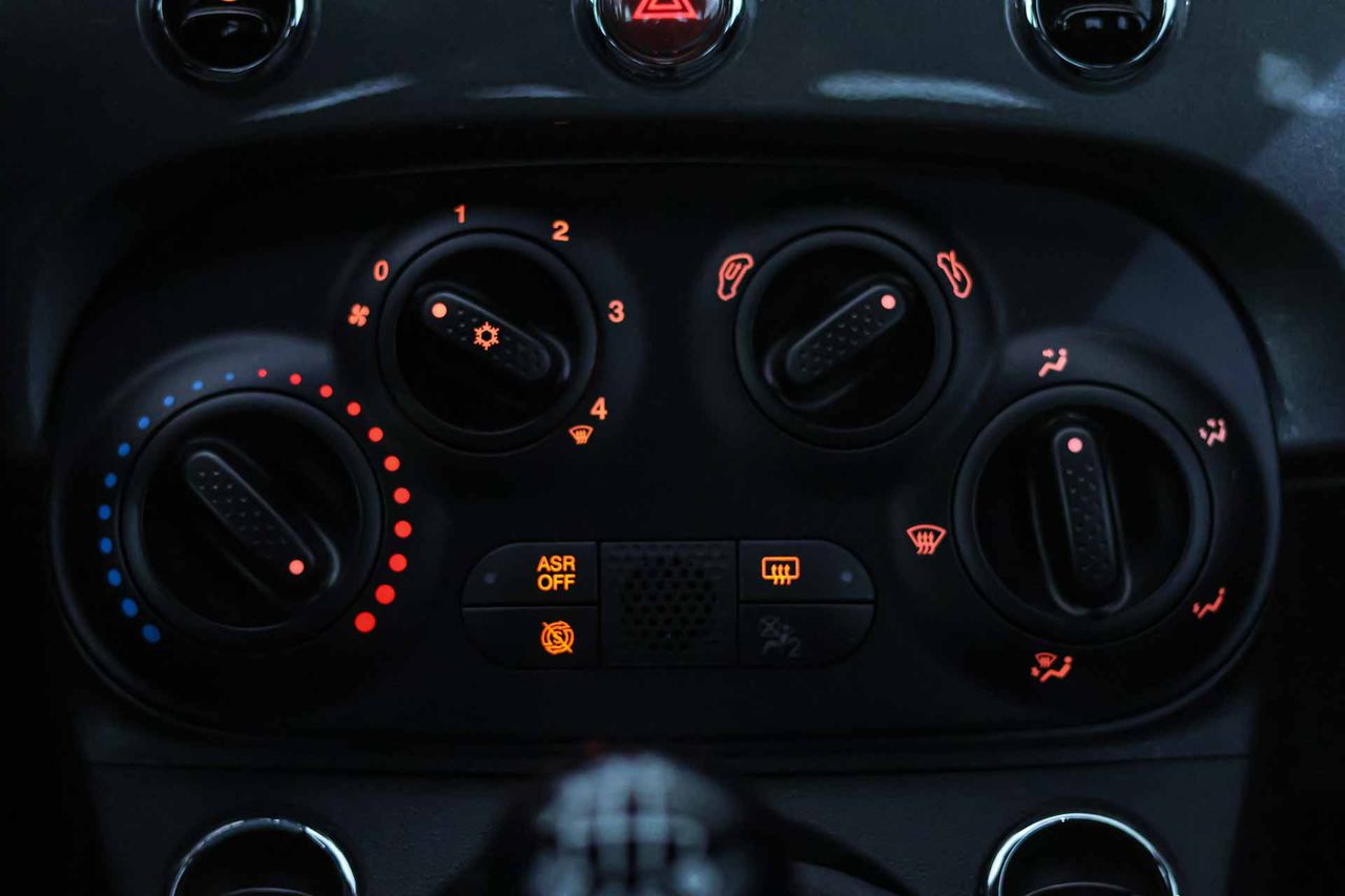 Fiat 500 Lounge 1.0 6v GSE 52KW (70 CV) - Foto 42