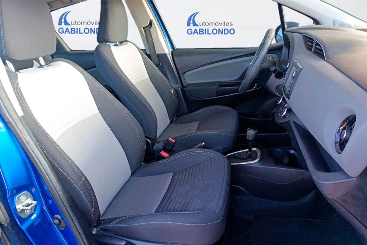 Toyota Yaris 1.5 100H Active - Foto 7