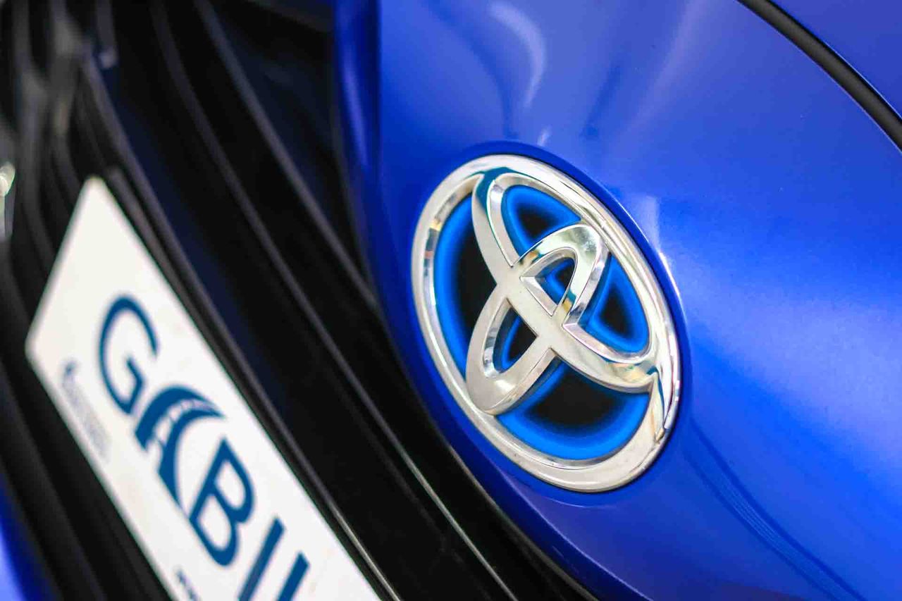 Toyota Yaris 1.5 100H Active - Foto 9