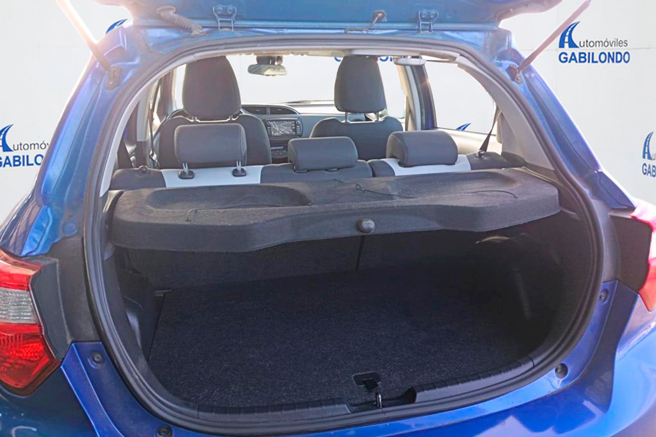Toyota Yaris 1.5 100H Active - Foto 8