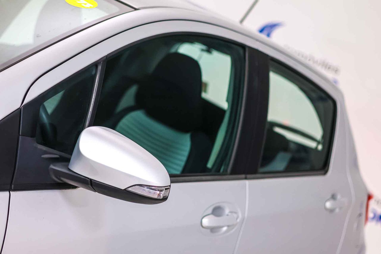 Toyota Yaris 1.5 100H Active - Foto 18