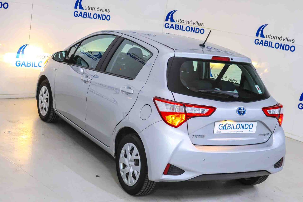 Toyota Yaris 1.5 100H Active - Foto 14