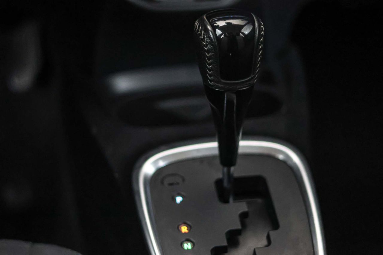 Toyota Yaris 1.5 100H Active - Foto 43