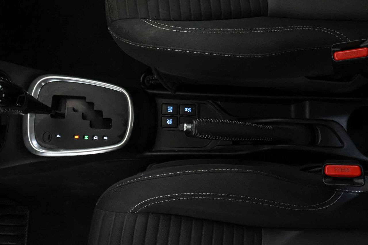 Toyota Yaris 1.5 100H Active - Foto 48