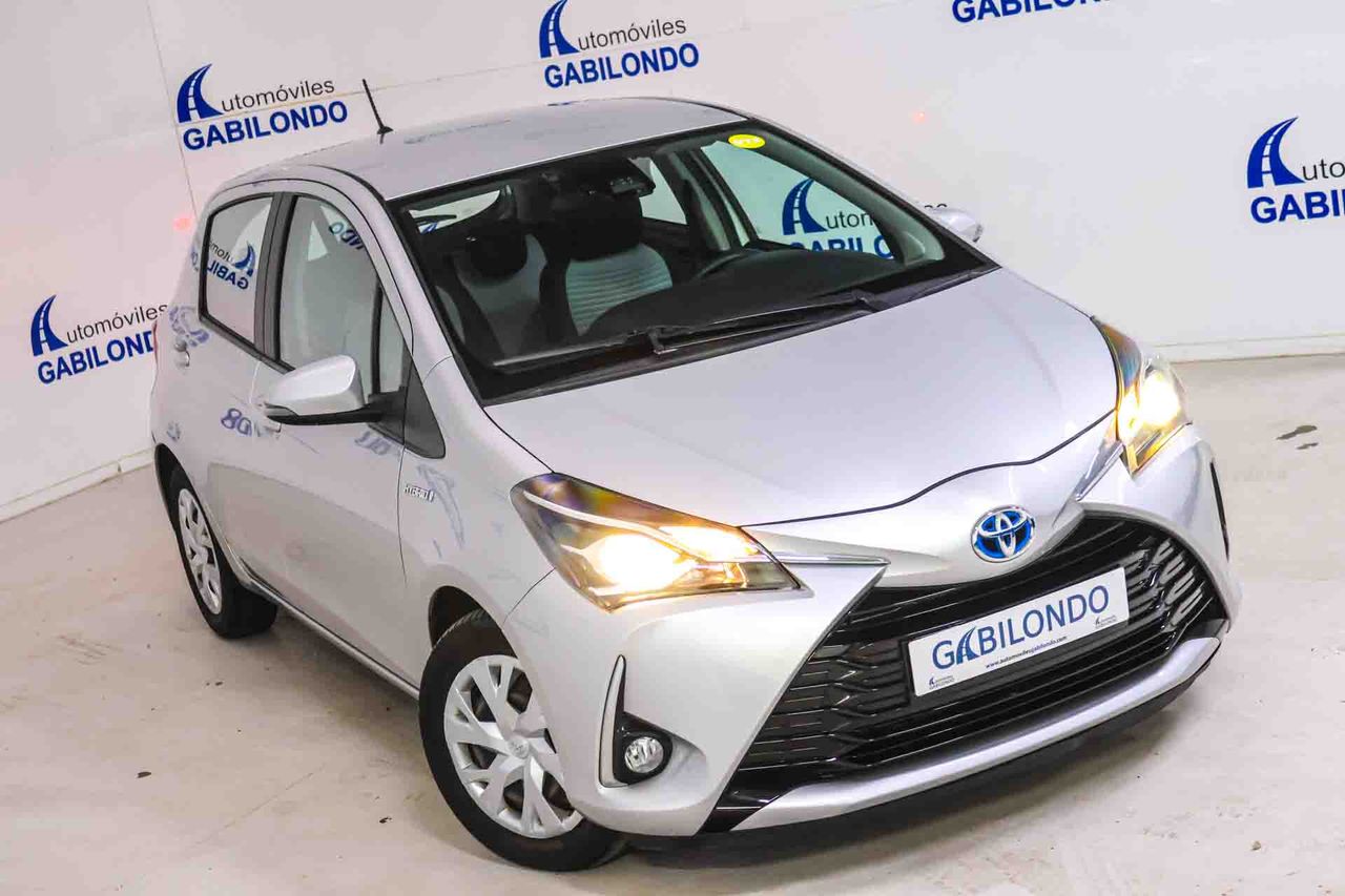 Toyota Yaris 1.5 100H Active - Foto 13