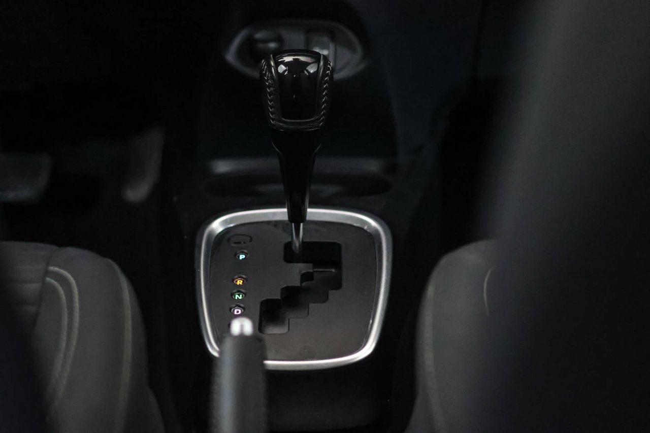 Toyota Yaris 1.5 100H Active - Foto 41