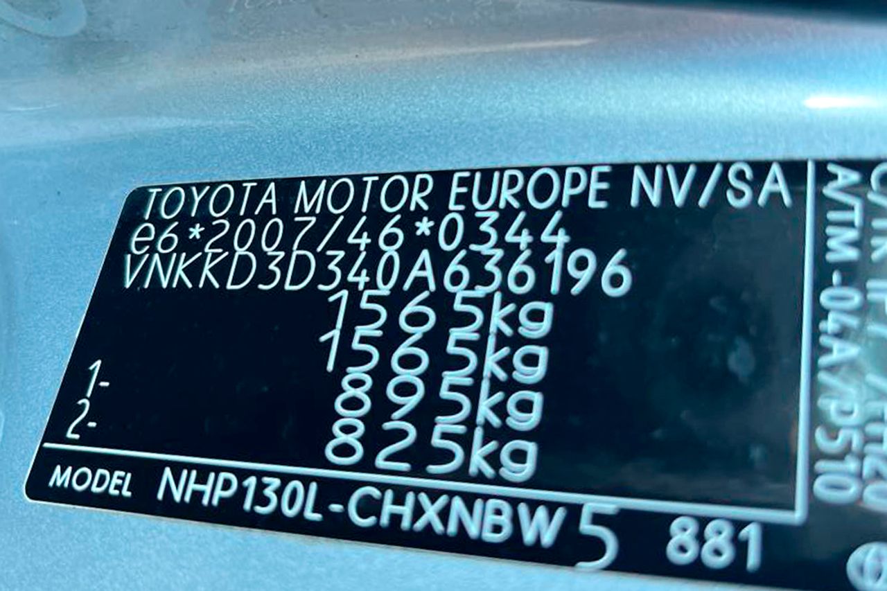 Toyota Yaris 1.5 100H Active - Foto 6