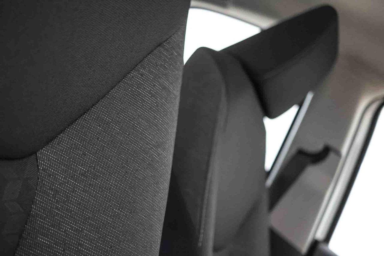 Toyota Yaris 1.5 120H Active Tech - Foto 46