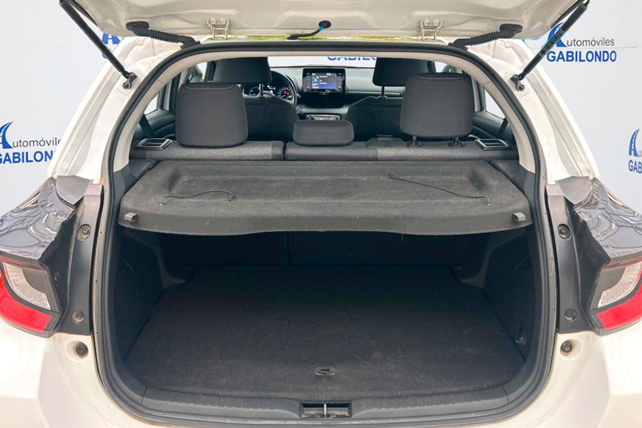 Toyota Yaris 1.5 120H Active Tech - Foto 9
