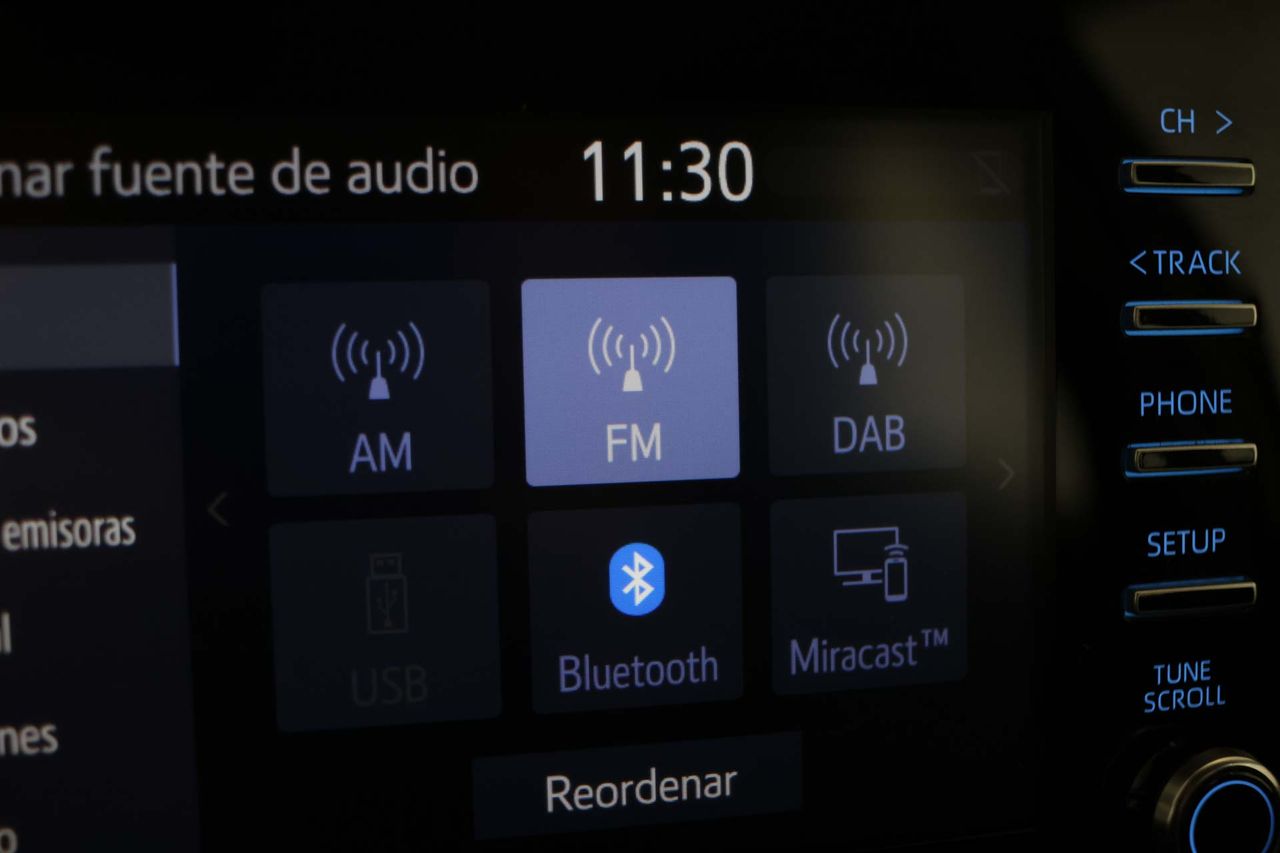 Toyota Yaris 1.5 120H Active Tech - Foto 57