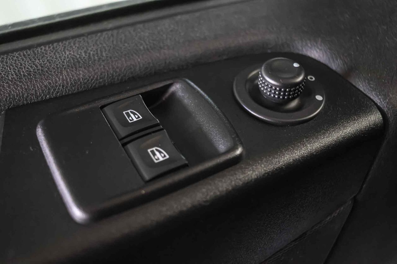 Renault Trafic L2H1 2.0 dCi - Foto 29