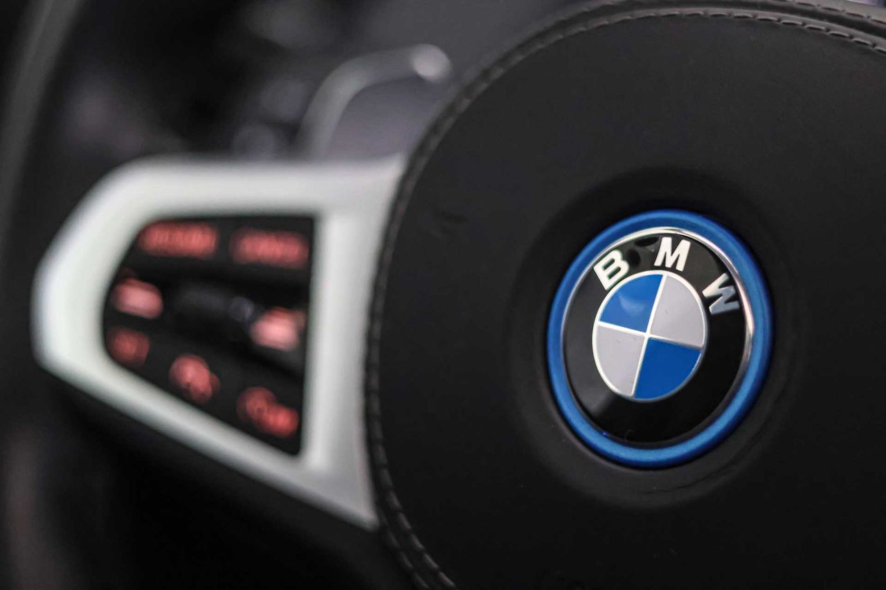 BMW X5 xDrive45e **Techo panorámico** MSport - Foto 43