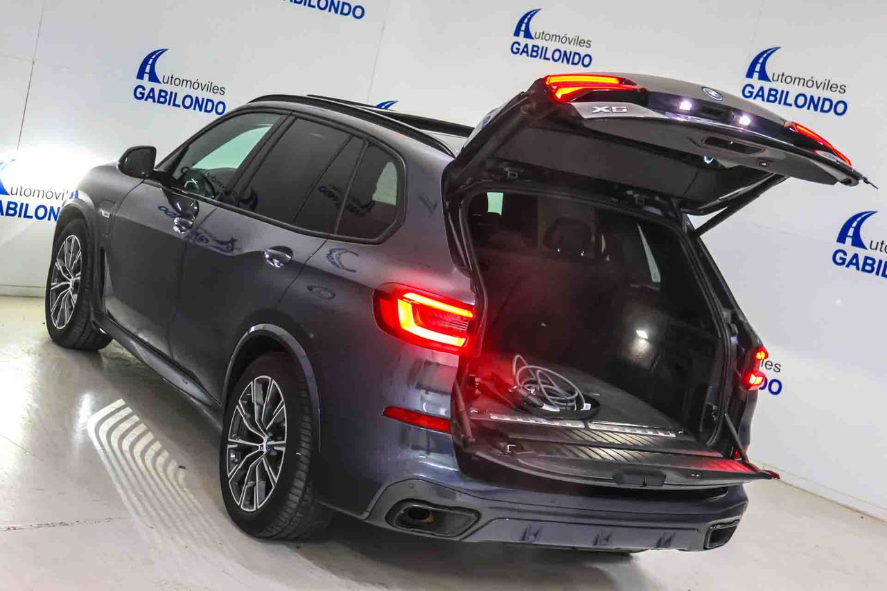 BMW X5 xDrive45e **Techo panorámico** MSport - Foto 25