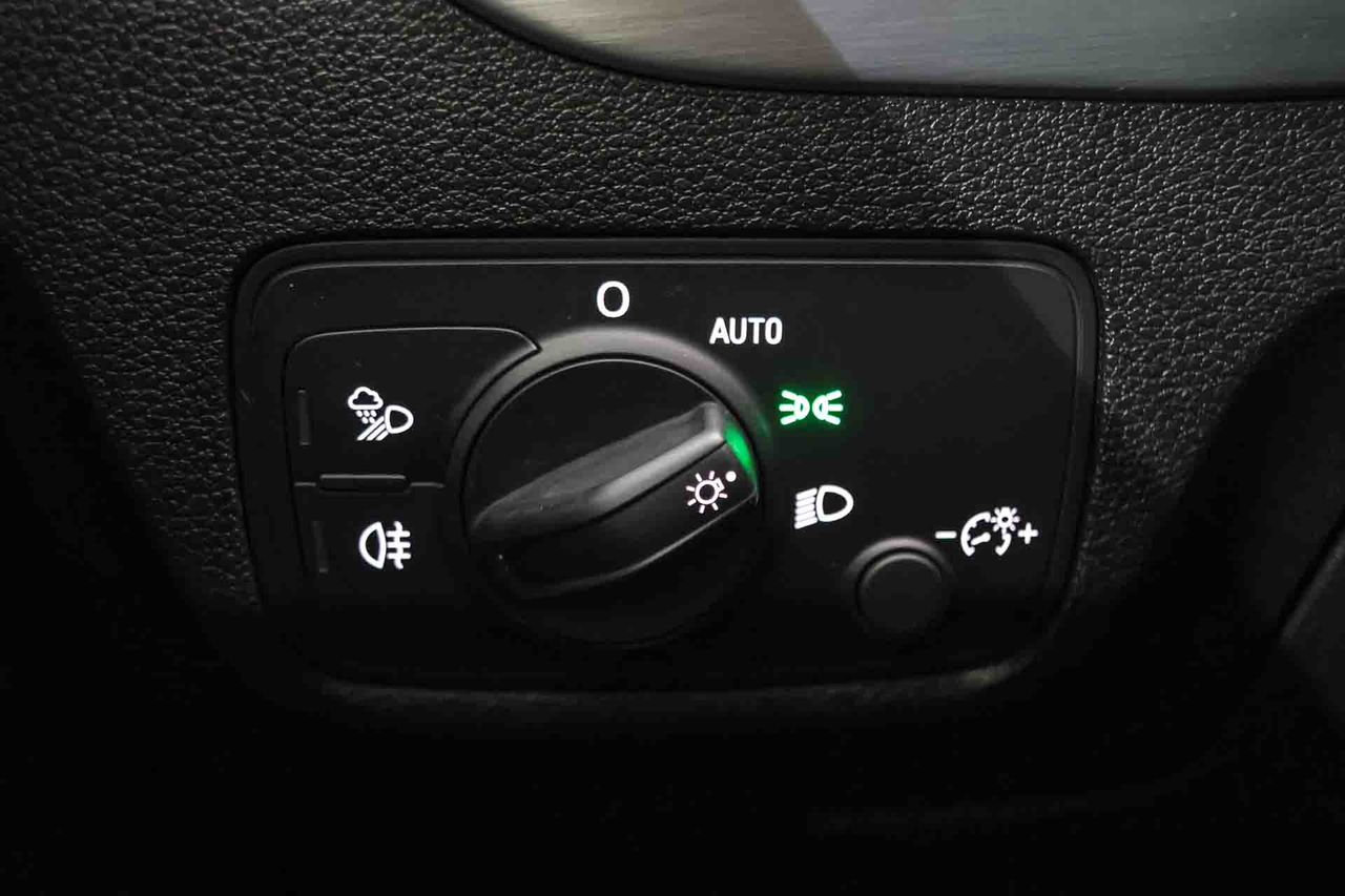 Audi Q2 35 TFSI 110kW (150CV) S tronic - Foto 27