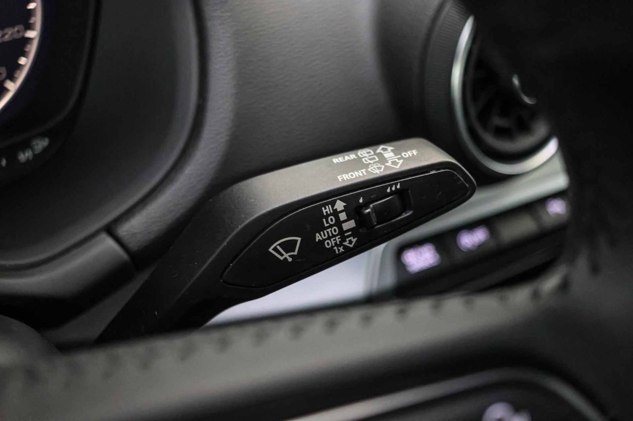 Audi Q2 35 TFSI 110kW (150CV) S tronic - Foto 34