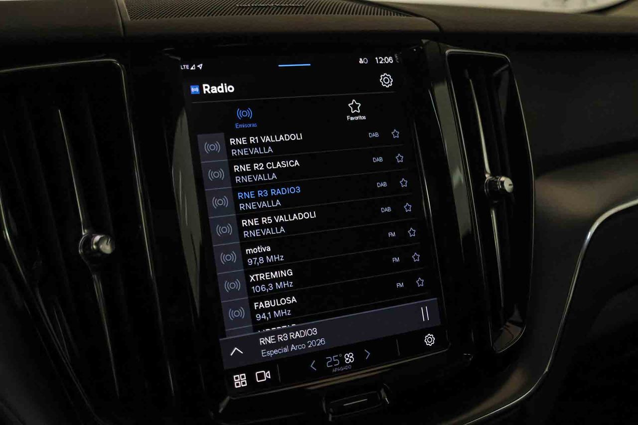 Volvo XC60 2.0 T6 AWD Recharge Core Auto - Foto 63