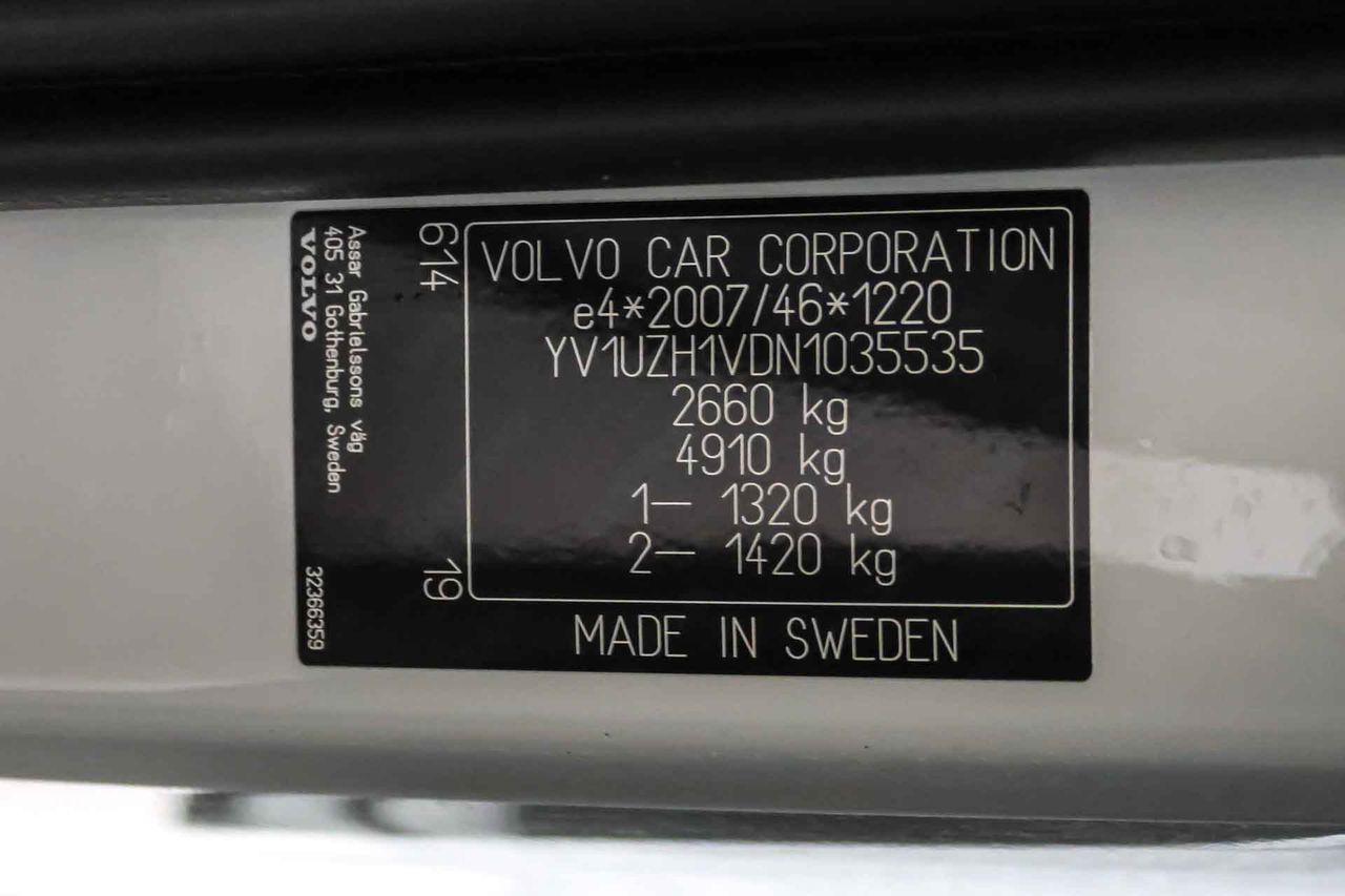 Volvo XC60 2.0 T6 AWD Recharge Core Auto - Foto 8