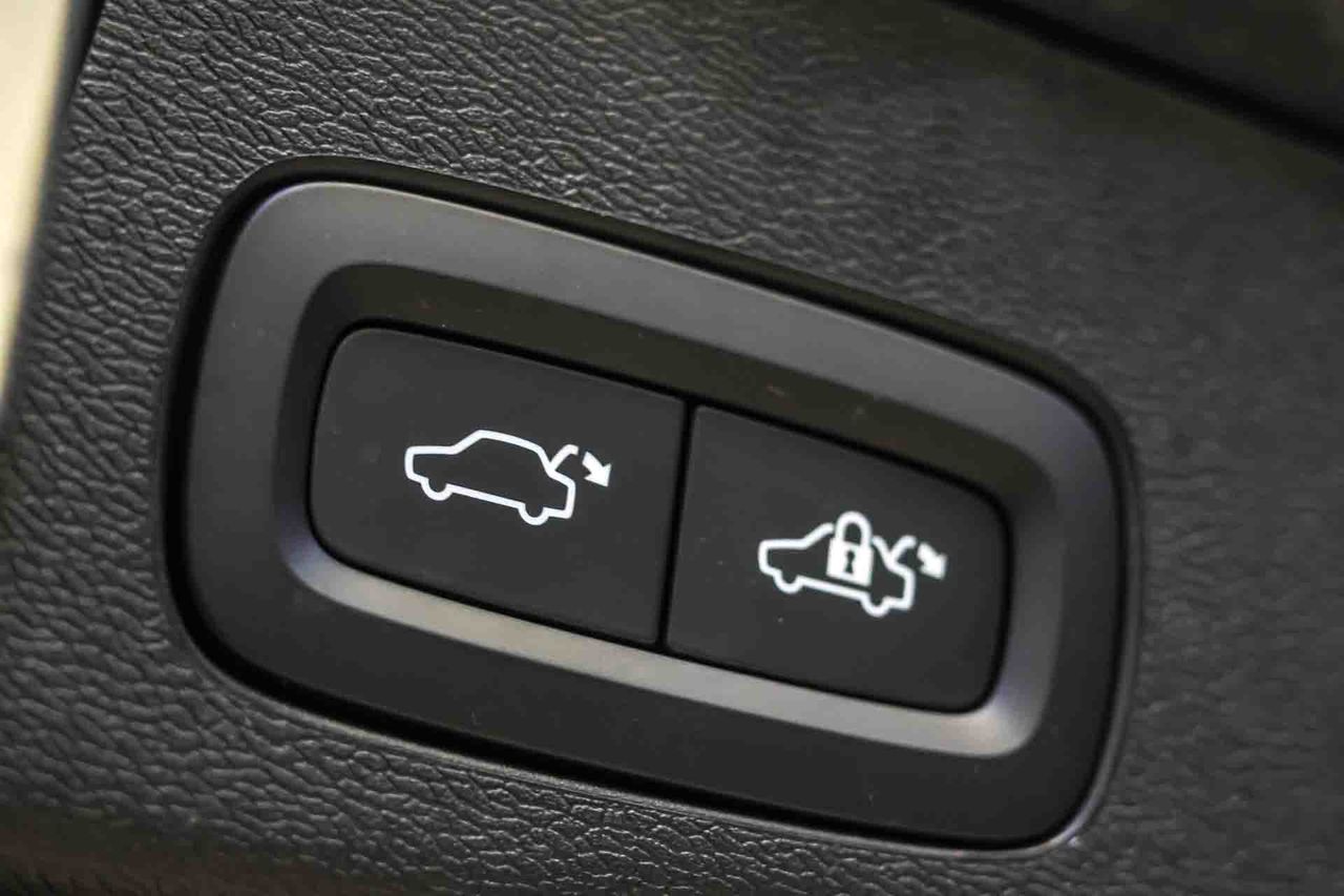 Volvo XC60 2.0 T6 AWD Recharge Core Auto - Foto 59