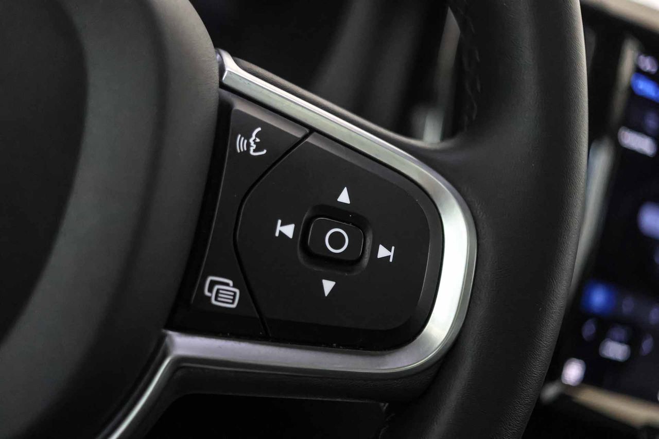 Volvo XC60 2.0 T6 AWD Recharge Core Auto - Foto 42