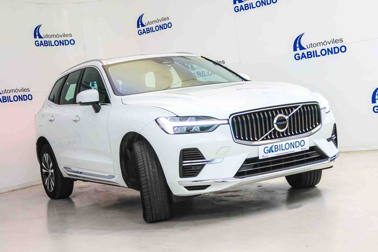 Volvo XC60 2.0 T6 AWD Recharge Core Auto - Foto 17