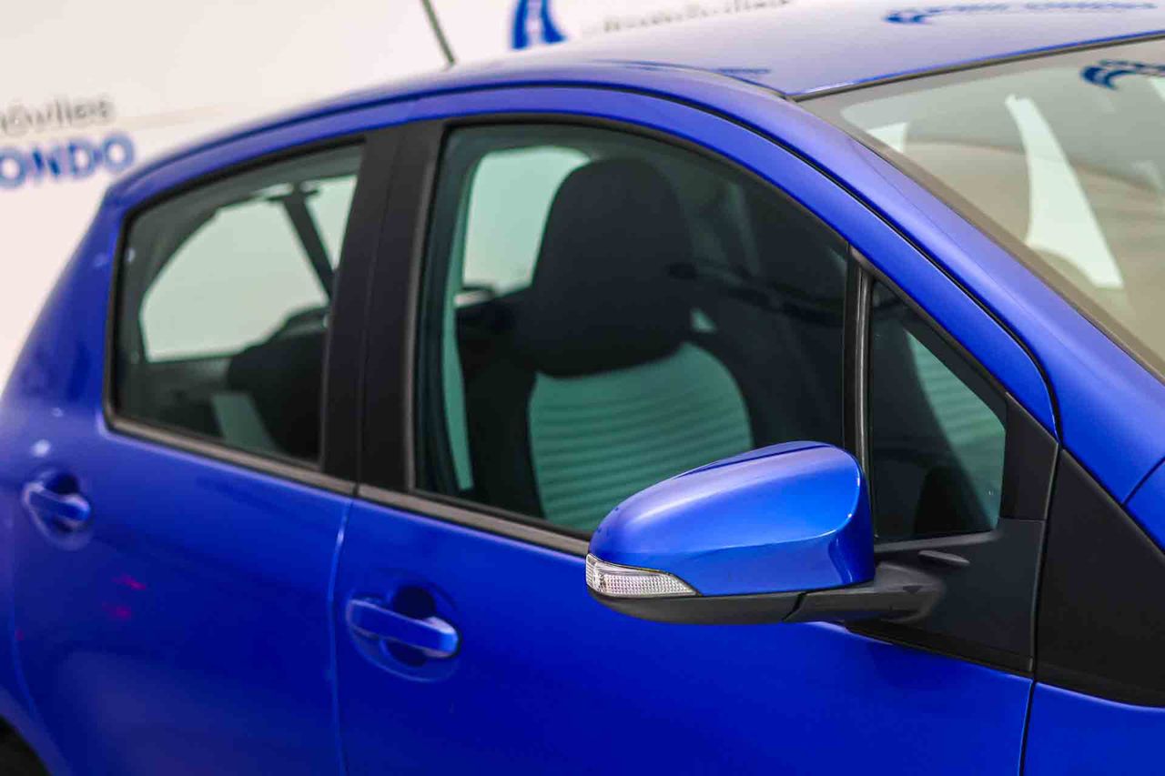 Toyota Yaris 1.5 100H Advance - Foto 16