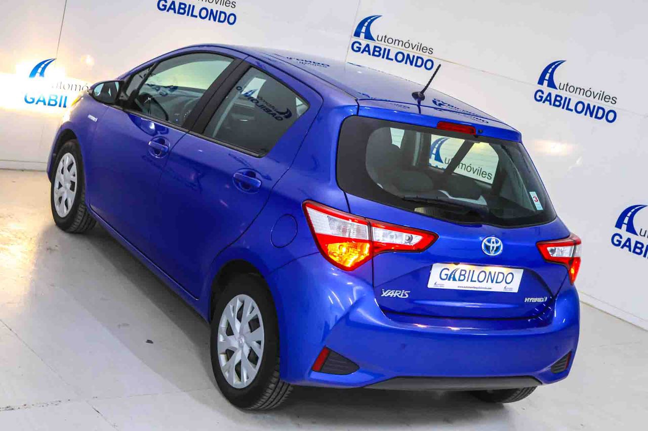 Toyota Yaris 1.5 100H Advance - Foto 14