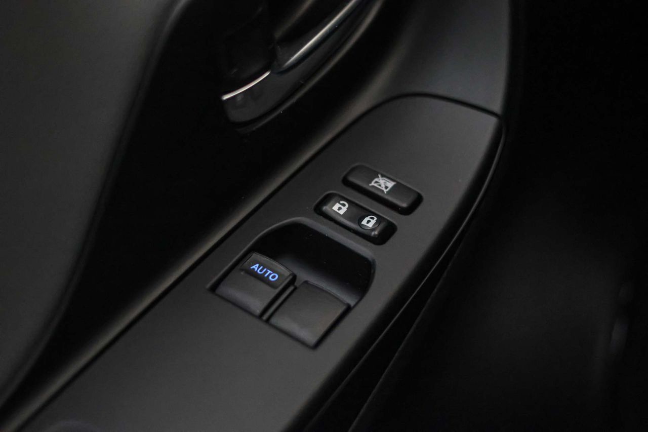 Toyota Yaris 1.5 100H Advance - Foto 31