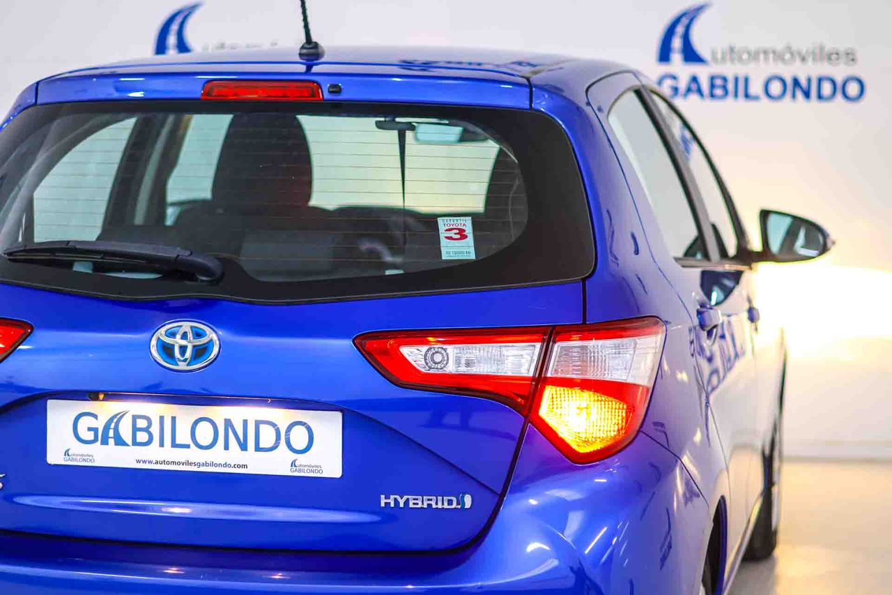Toyota Yaris 1.5 100H Advance - Foto 22