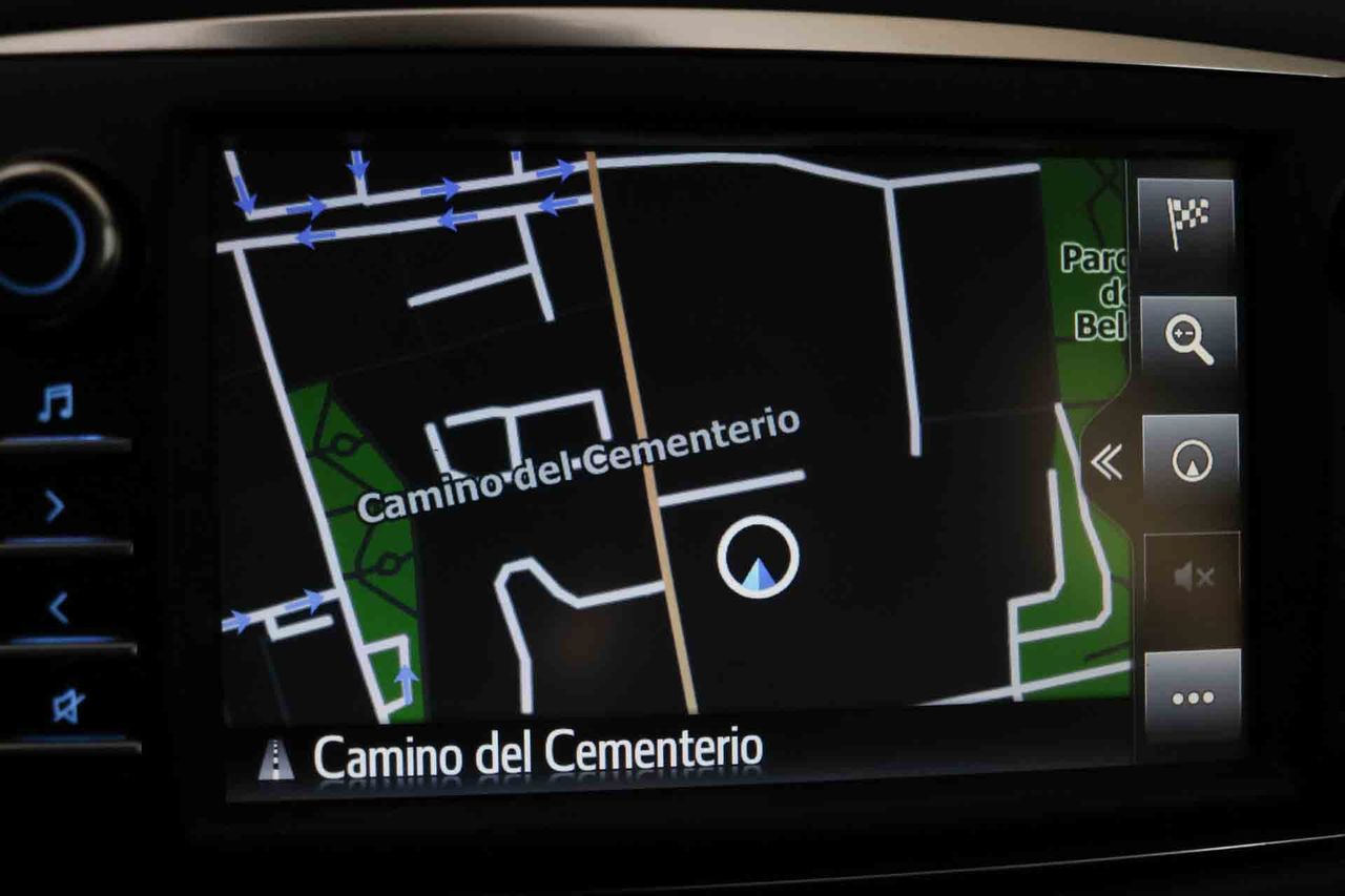 Toyota Yaris 1.5 100H Advance - Foto 58