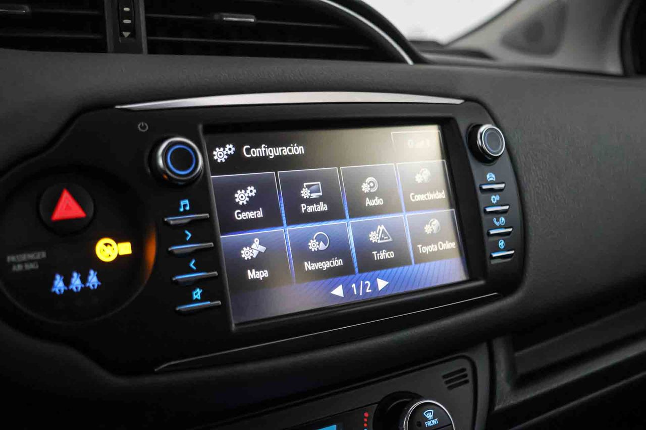 Toyota Yaris 1.5 100H Advance - Foto 55