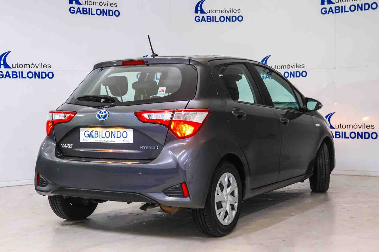 Toyota Yaris 1.5 100H Advance - Foto 10