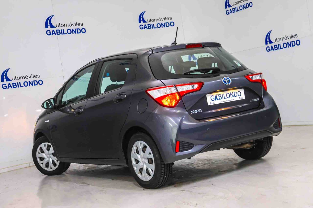 Toyota Yaris 1.5 100H Advance - Foto 13