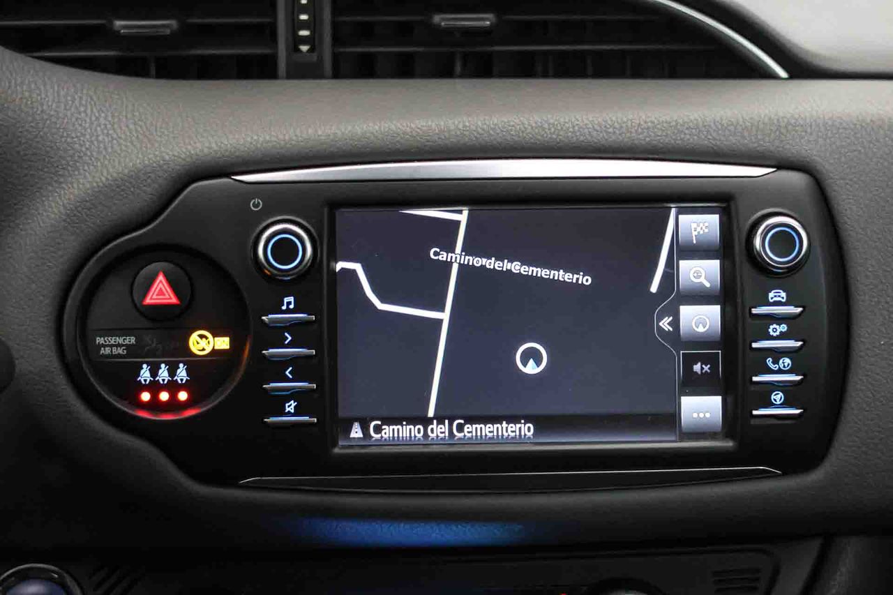 Toyota Yaris 1.5 100H Advance - Foto 46