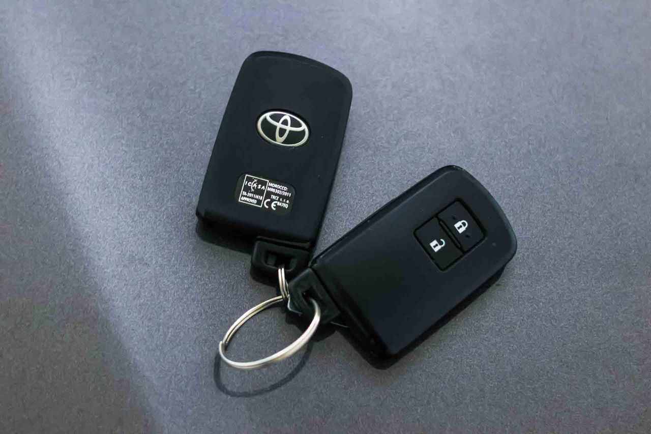 Toyota Yaris 1.5 100H Advance - Foto 59