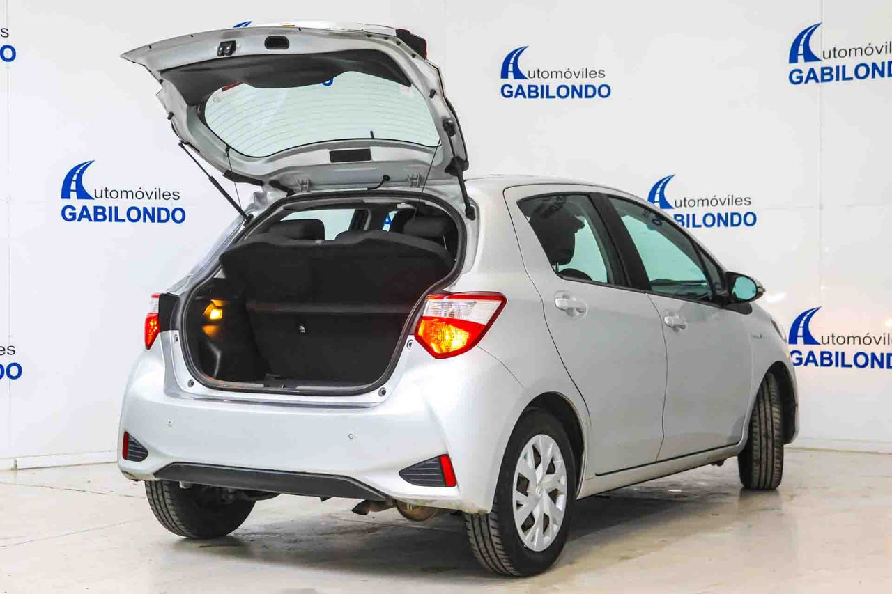 Toyota Yaris 1.5 100H Advance - Foto 16