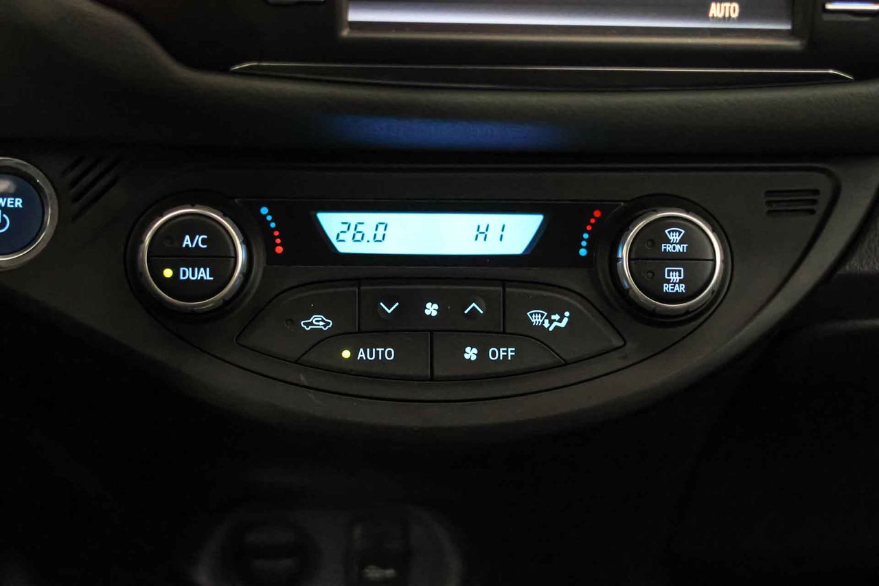 Toyota Yaris 1.5 100H Advance - Foto 42