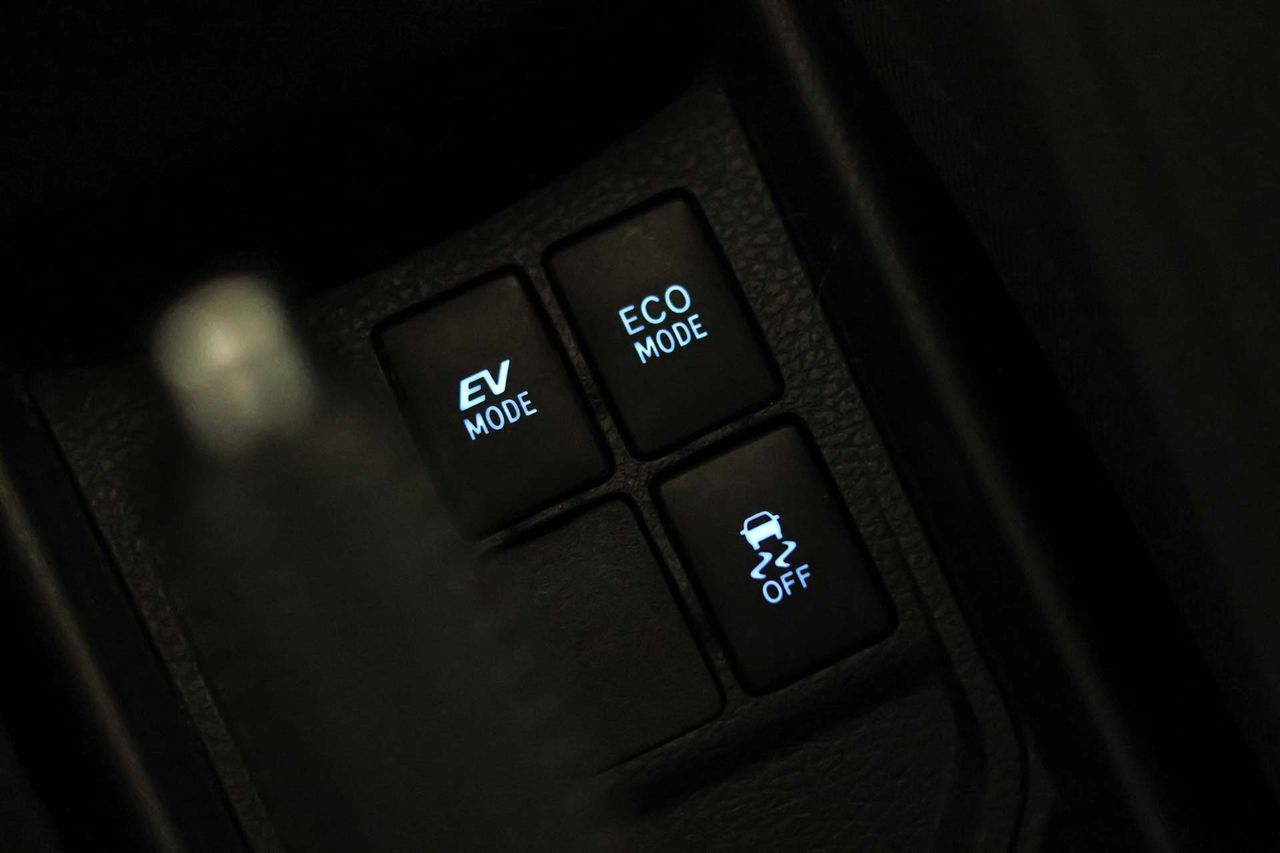 Toyota Yaris 1.5 100H Advance - Foto 41