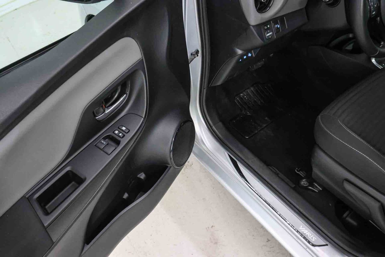 Toyota Yaris 1.5 100H Advance - Foto 27