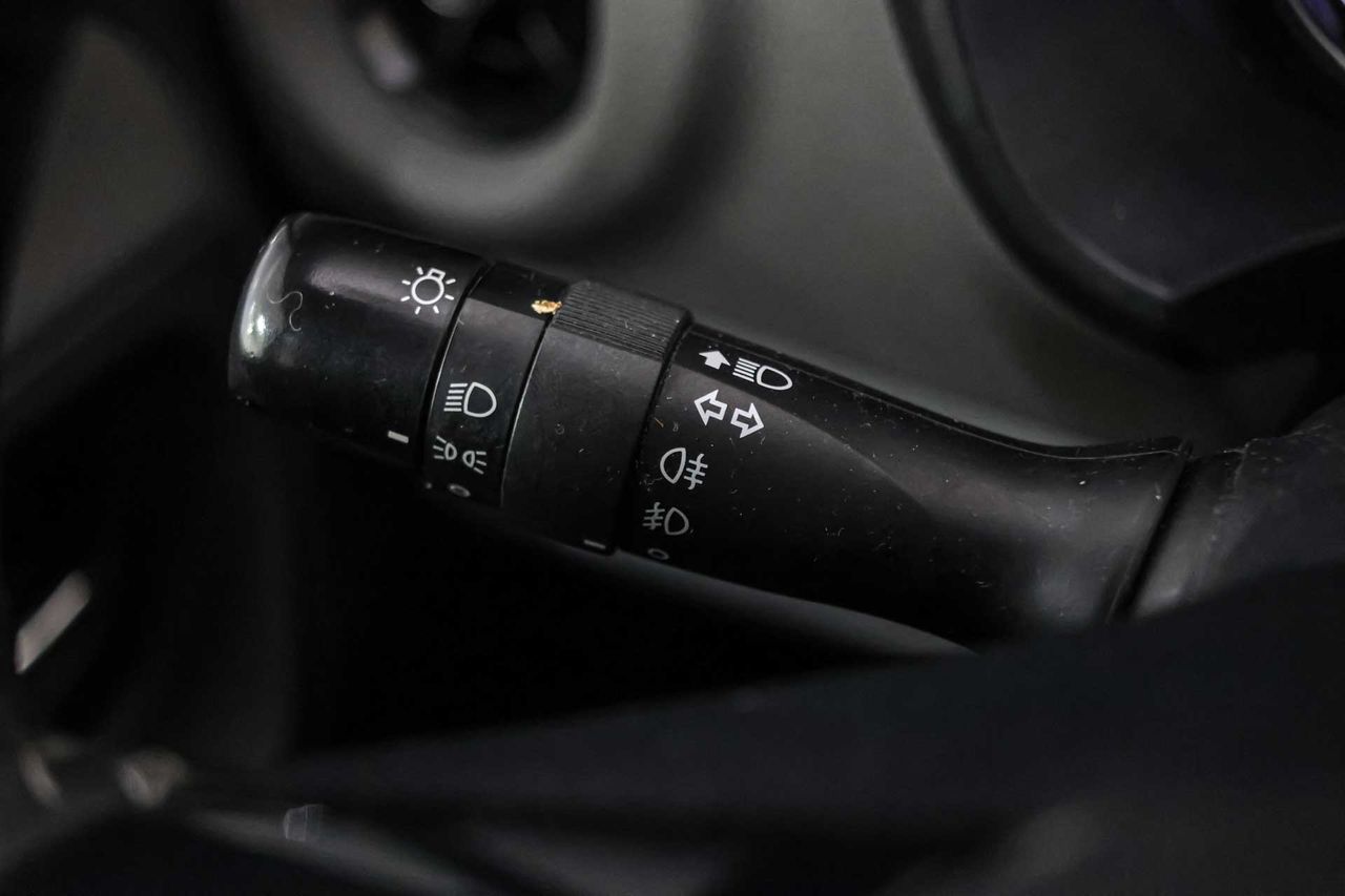 Toyota Yaris 1.5 100H Advance - Foto 36