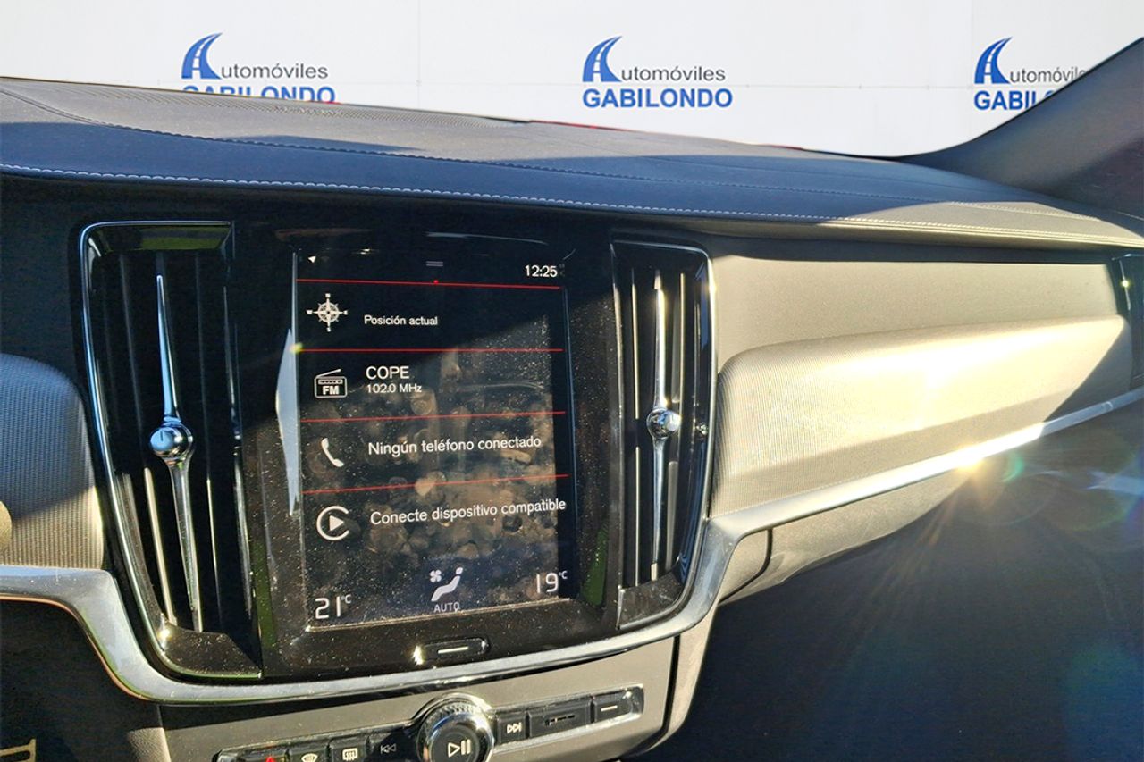 Volvo S90 2.0 B4 G R-Design Auto - Foto 8