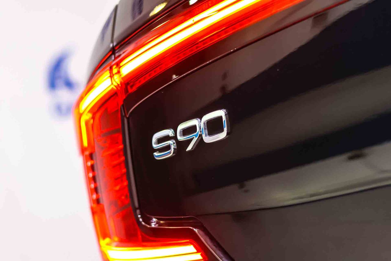 Volvo S90 2.0 B4 G R-Design Auto - Foto 12