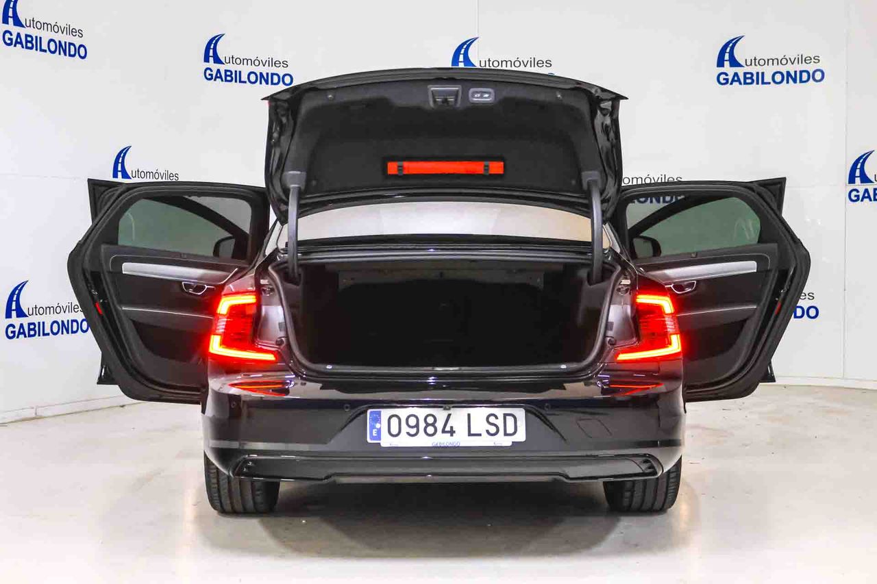 Volvo S90 2.0 B4 G R-Design Auto - Foto 26