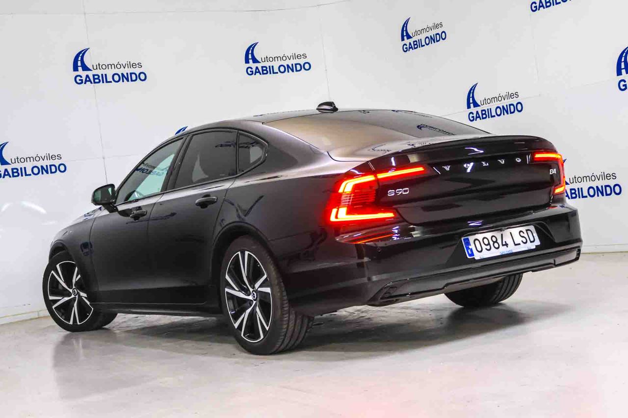 Volvo S90 2.0 B4 G R-Design Auto - Foto 15