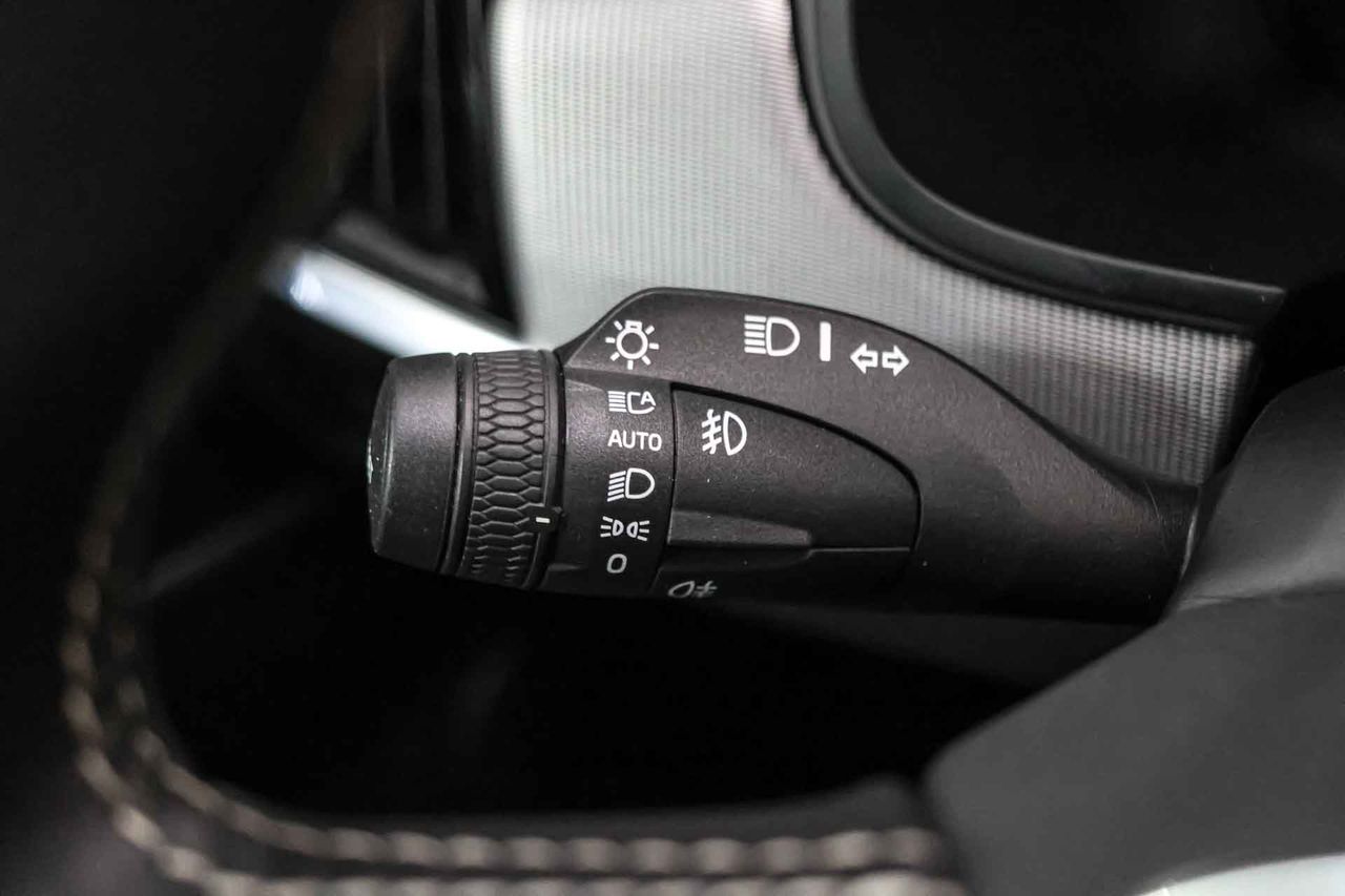 Volvo S90 2.0 B4 G R-Design Auto - Foto 41