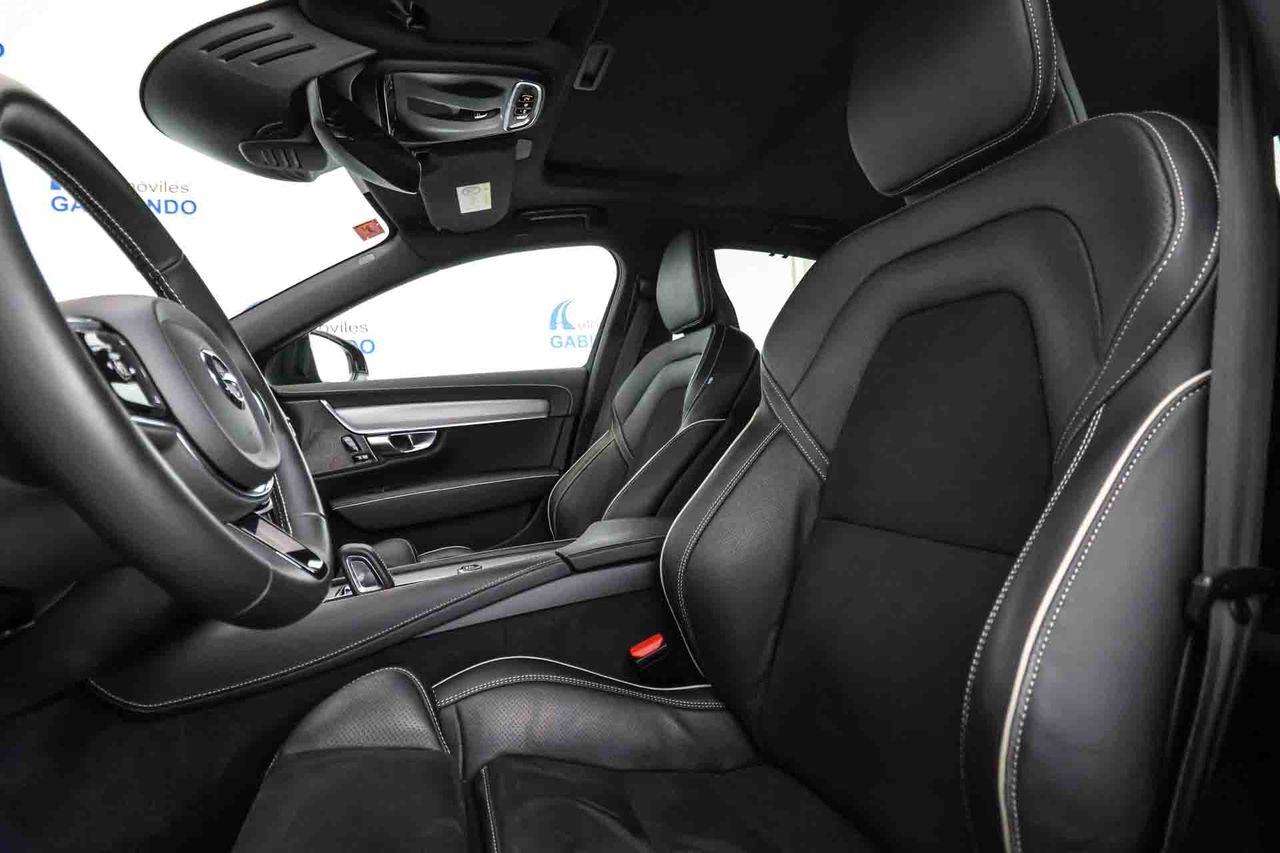 Volvo S90 2.0 B4 G R-Design Auto - Foto 30